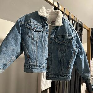 Vintage Levi’s Sherpa-Lined Denim Jacket